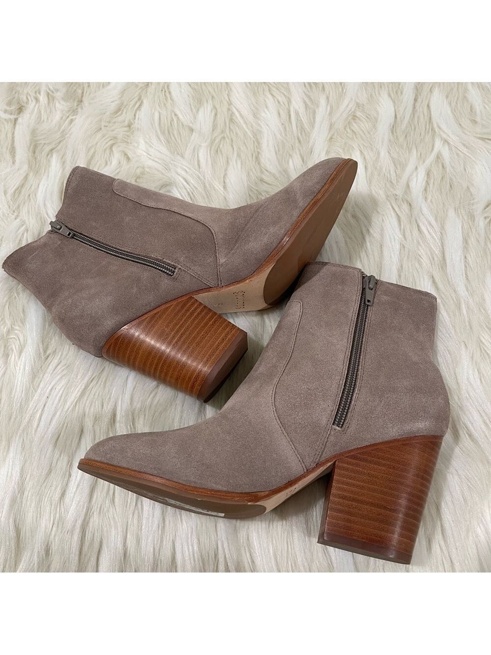 Women’s Soludos Taupe Leather Cowhide Heel Booties 8 US! - Picture 13 of 14